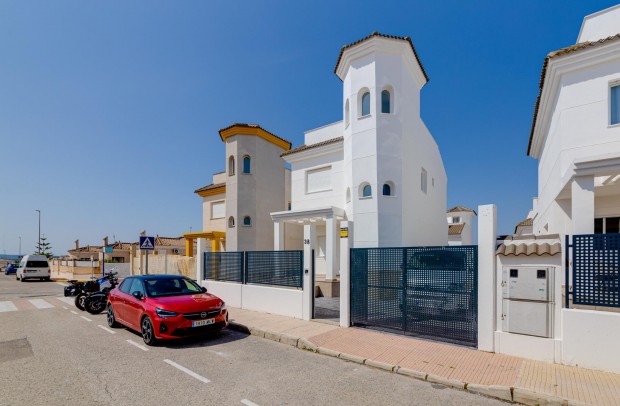 Nueva construcción  - Villa Detached - San Fulgencio - El Oasis