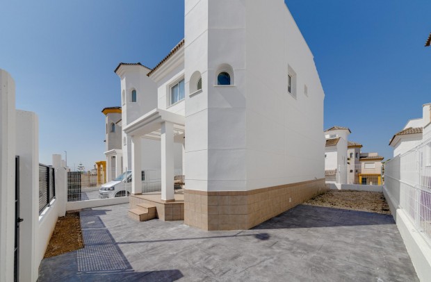 Nueva construcción  - Villa Detached - San Fulgencio - El Oasis
