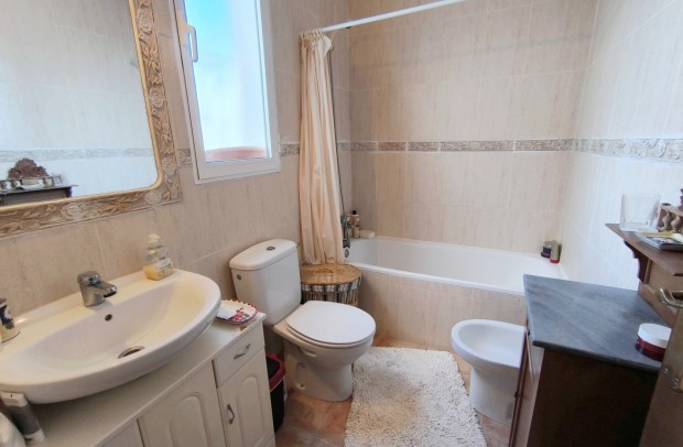 Revente - Semi-Detached - Algorfa