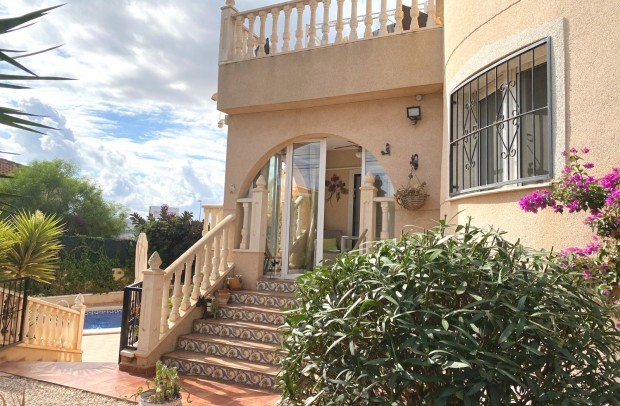 Revente - Detached House / Villa - Ciudad Quesada