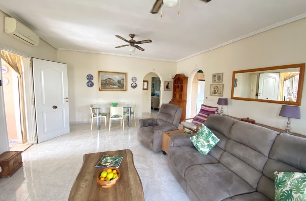 Revente - Detached House / Villa - Ciudad Quesada