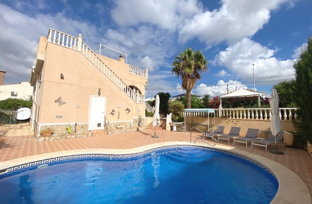 Revente - Detached House / Villa - Ciudad Quesada