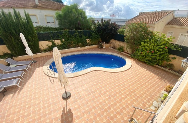 Revente - Detached House / Villa - Ciudad Quesada