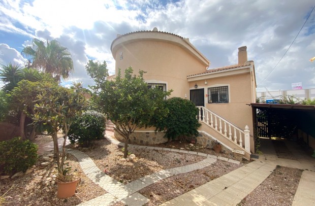 Revente - Detached House / Villa - Ciudad Quesada