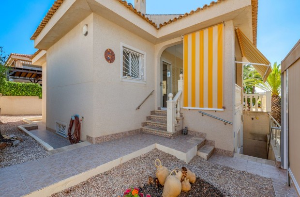 Resale - Detached House / Villa - Ciudad Quesada - Benimar