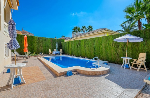 Resale - Detached House / Villa - Ciudad Quesada - Benimar