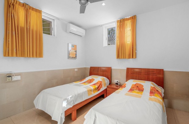 Resale - Detached House / Villa - Ciudad Quesada - Benimar