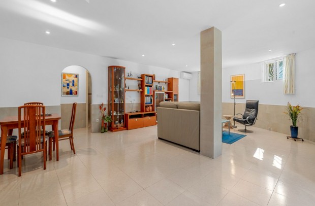 Resale - Detached House / Villa - Ciudad Quesada - Benimar