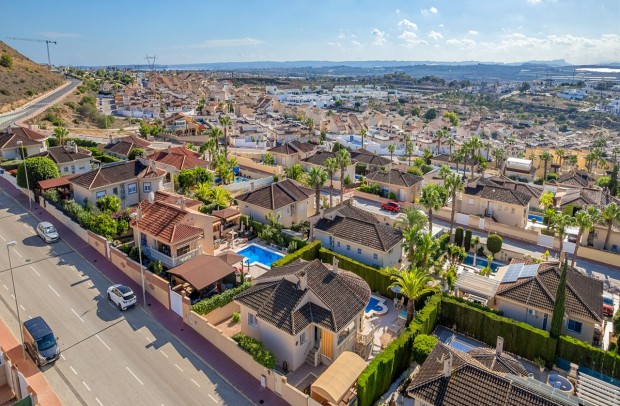 Resale - Detached House / Villa - Ciudad Quesada - Benimar