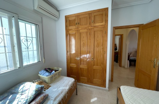 Resale - Detached House / Villa - Bigastro