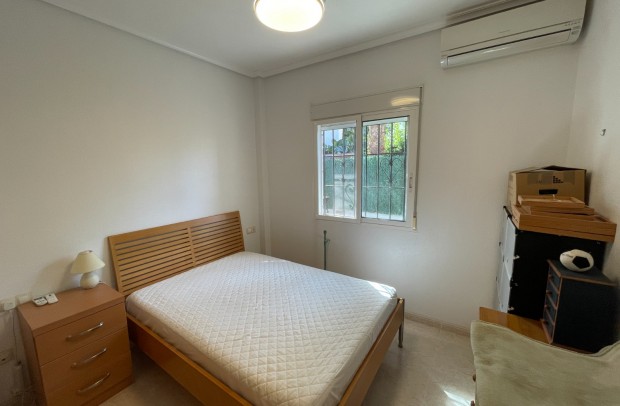 Resale - Detached House / Villa - Bigastro