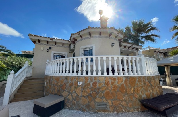 Resale - Detached House / Villa - Bigastro