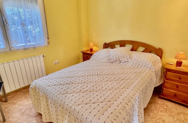 Resale - Villa Detached - Benferri