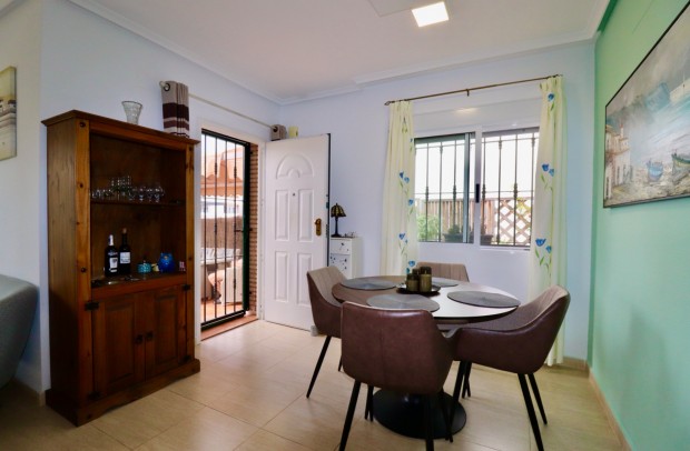 Resale - Detached House / Villa - Guardamar del Segura - El Raso