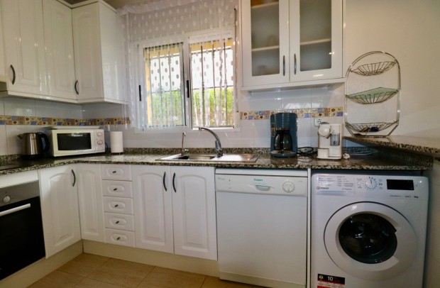 Resale - Detached House / Villa - Guardamar del Segura - El Raso