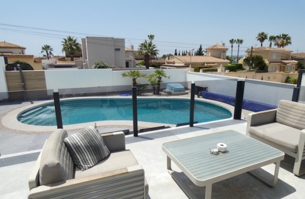 Revente - Villa Detached - Ciudad Quesada