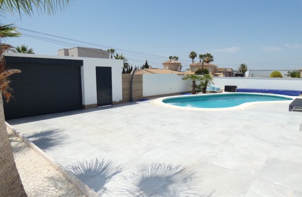 Revente - Villa Detached - Ciudad Quesada