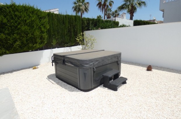 Revente - Villa Detached - Ciudad Quesada