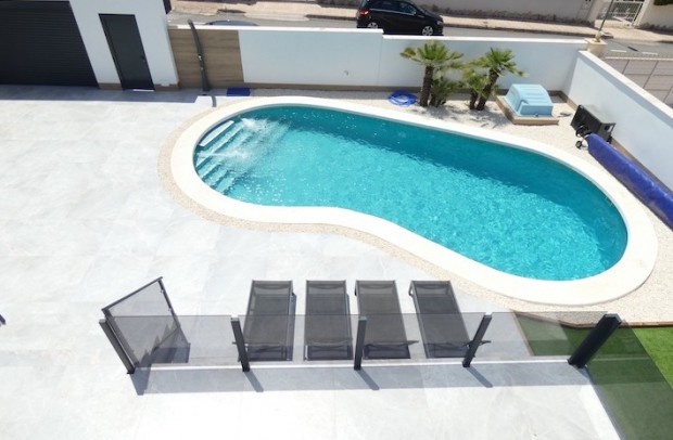 Revente - Villa Detached - Ciudad Quesada