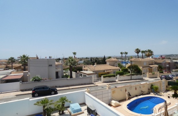 Revente - Villa Detached - Ciudad Quesada