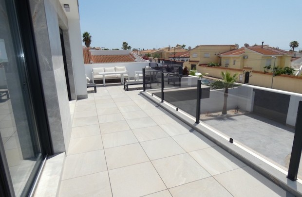 Revente - Villa Detached - Ciudad Quesada