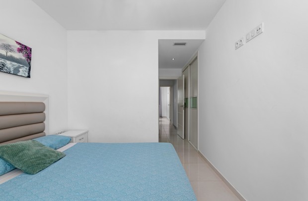 Resale - Apartment - Torrevieja - Punta Prima