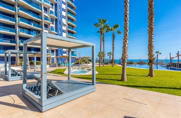 Resale - Apartment - Torrevieja - Punta Prima