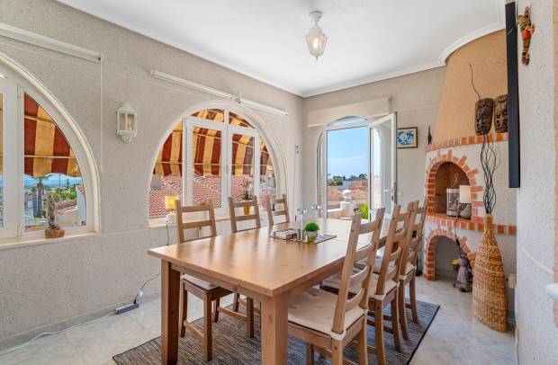 Resale - Detached House / Villa - Ciudad Quesada