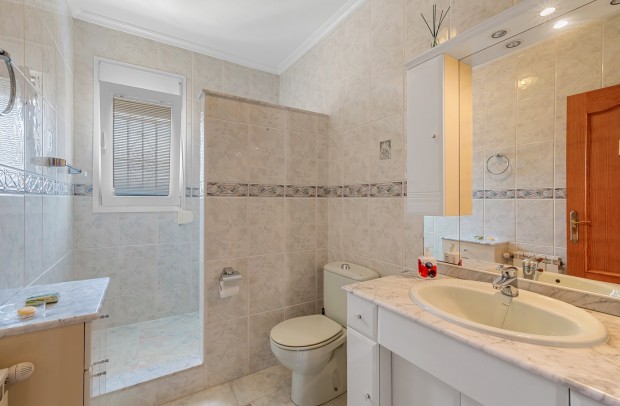 Resale - Detached House / Villa - Ciudad Quesada