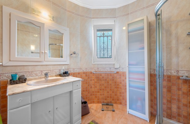 Resale - Detached House / Villa - Ciudad Quesada