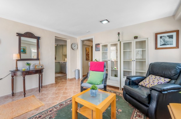 Resale - Detached House / Villa - Ciudad Quesada