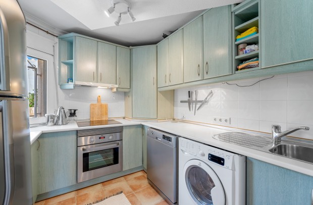 Resale - Detached House / Villa - Ciudad Quesada