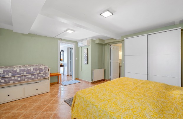 Resale - Detached House / Villa - Ciudad Quesada