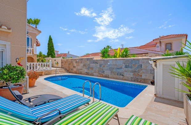 Resale - Detached House / Villa - Ciudad Quesada