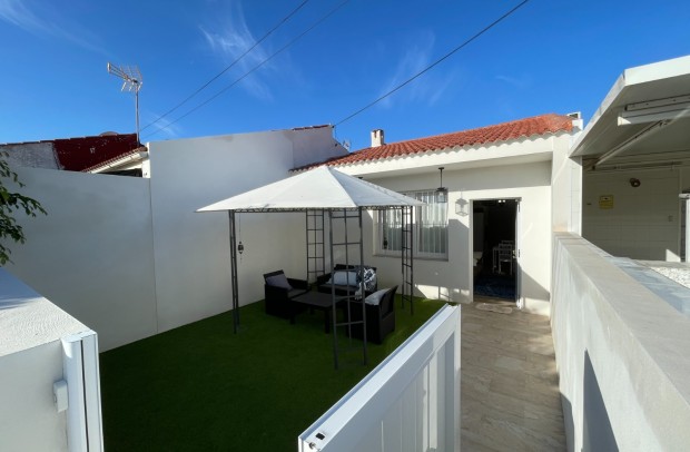 Resale - Town house - Torrevieja - Torretas
