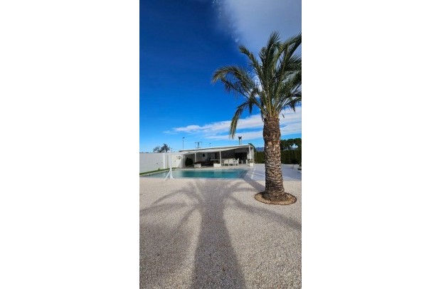 Resale - Villa / Detached - Orihuela