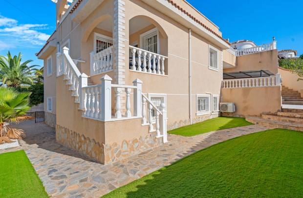 Resale - Villa Detached - Ciudad Quesada