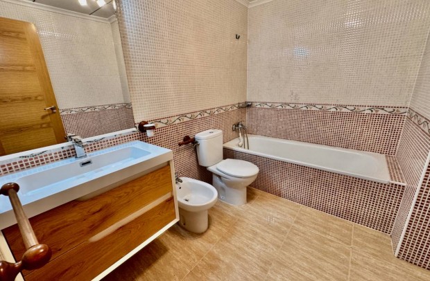 Resale - Apartment - Formentera del Segura