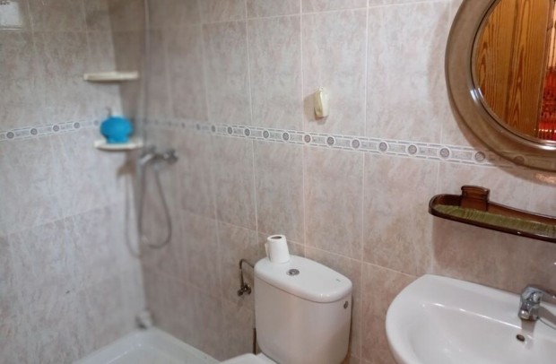 Revente - Detached House / Villa - Daya Nueva