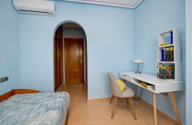 Revente - Apartment - Jacarilla