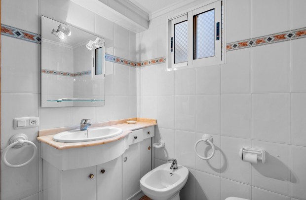 Resale - Apartment - Torrevieja