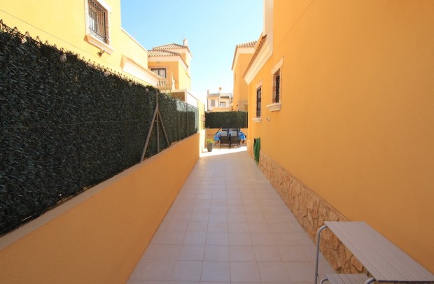Resale - Detached House / Villa - Guardamar del Segura - El Raso
