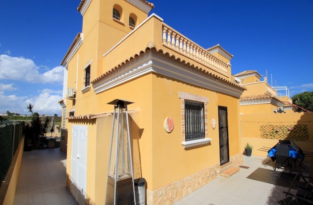 Resale - Detached House / Villa - Guardamar del Segura - El Raso