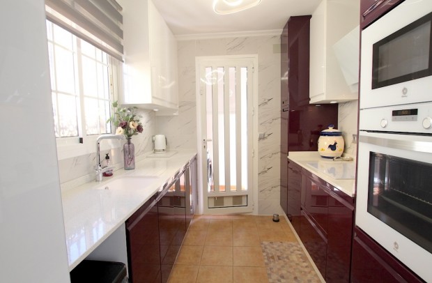 Resale - Detached House / Villa - Guardamar del Segura - El Raso