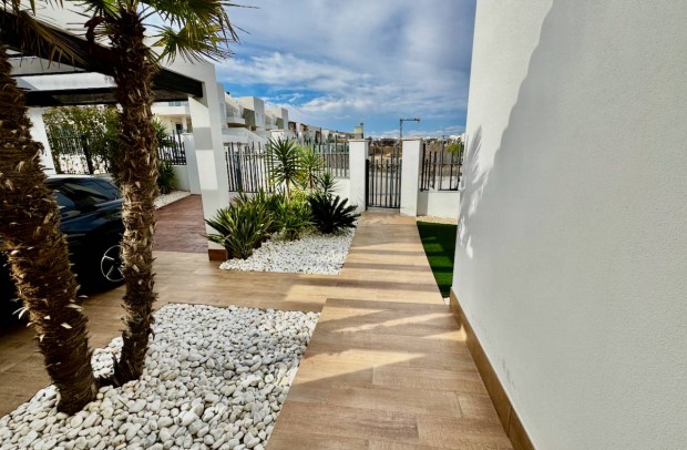 Resale - Detached House / Villa - Algorfa - La Finca Golf Resort