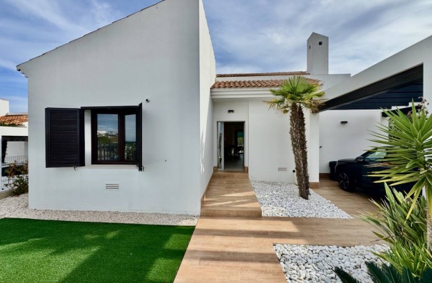 Resale - Detached House / Villa - Algorfa - La Finca Golf Resort