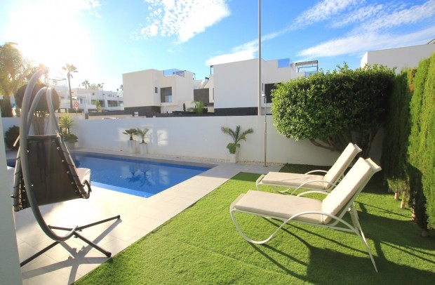 Revente - Detached House / Villa - Benijófar - Benijofar