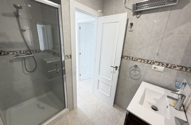 Revente - Semi-Detached - Benimar