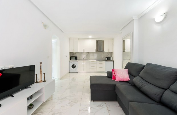 Resale - Apartment - Torrevieja - Center