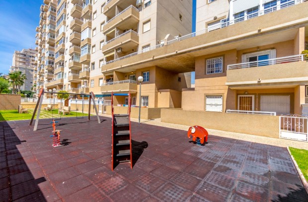 Resale - Apartment - Torrevieja - Center